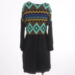 Black Embroidered Detail Midi Dress -Swimwear Shore 2264ccb7 3402 444e b20f 5c8420818888