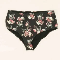 SHEIN Black Floral Two-Piece -Swimwear Shore 84d98973 75f5 47e1 b005 e6f6972fbd71