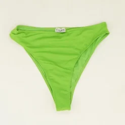 Green Solid Two-Piece -Swimwear Shore b498ead7 95c3 400d b22a 3aedfcef8323
