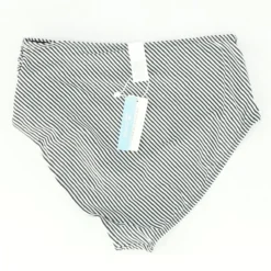 CUPSHE Black Striped Two-Piece -Swimwear Shore bc7daa82 3b8e 4bb0 ac40 acc4b7ddc1e5